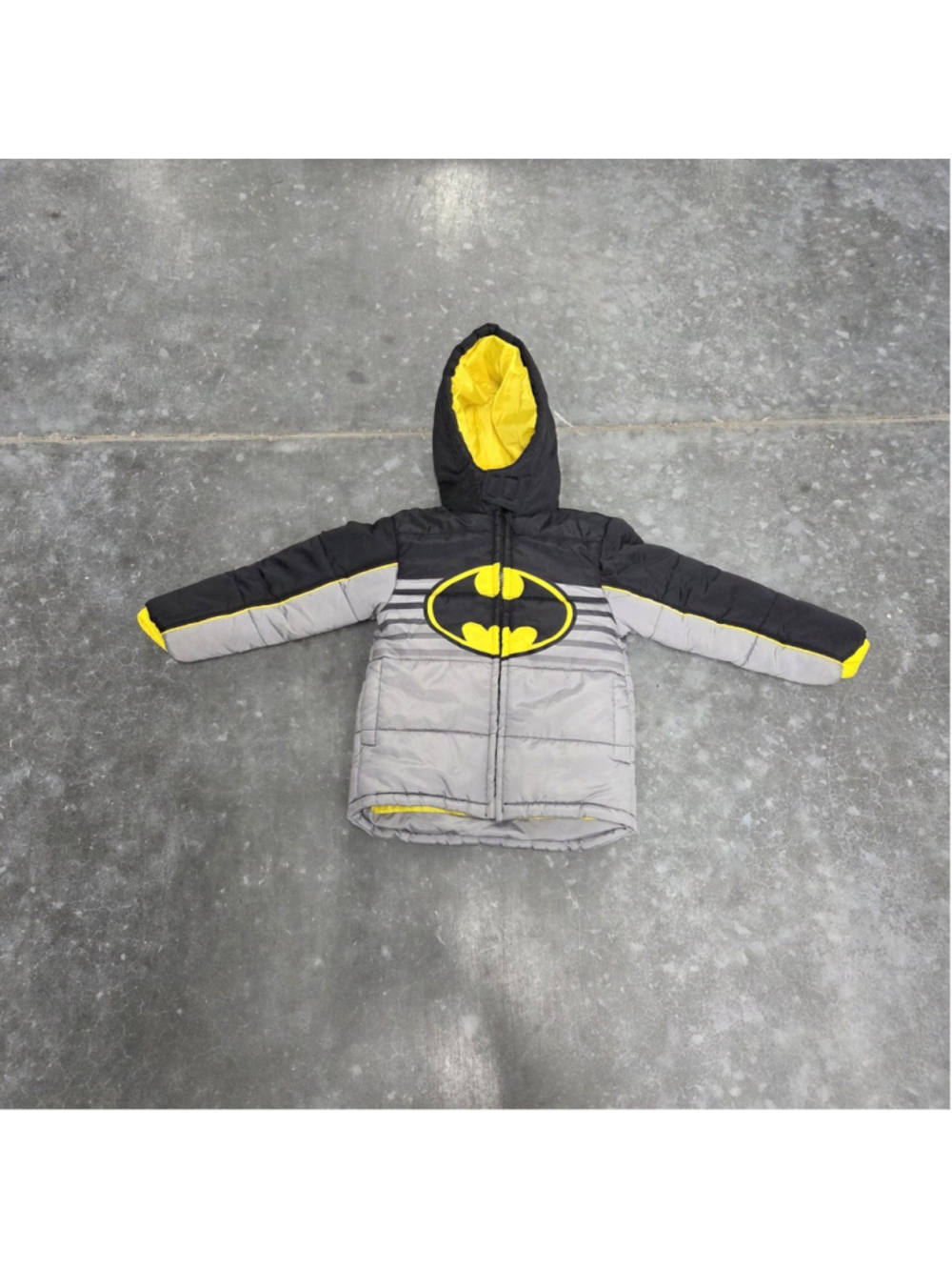 DC Comics Justice League Batman Kids Zip-up Puffer Jacket Size 4